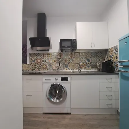 El Nidito A 5 Min De Estacion De Autobus Y Tren Maria Zambrano Apartment